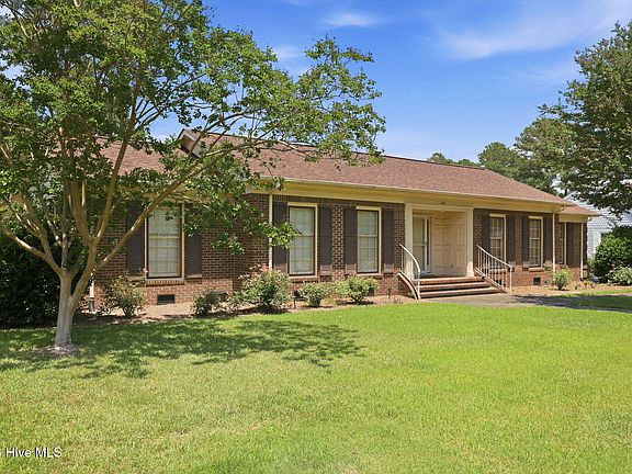 2nd image of 304 Lawson Road