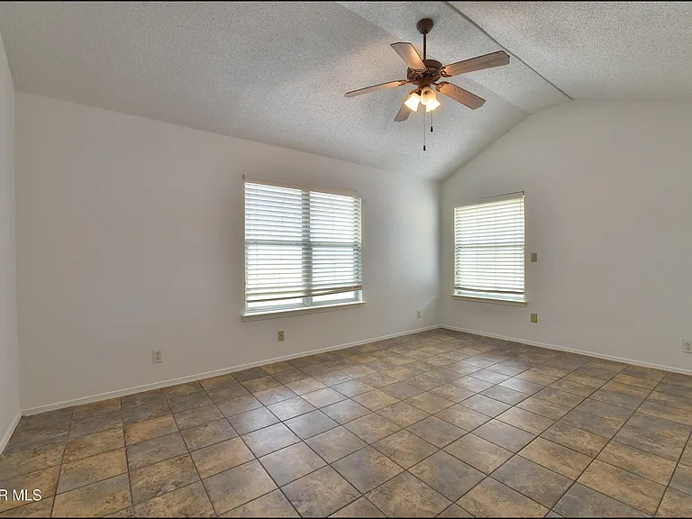 7958 Starry Night Dr — Photo 34