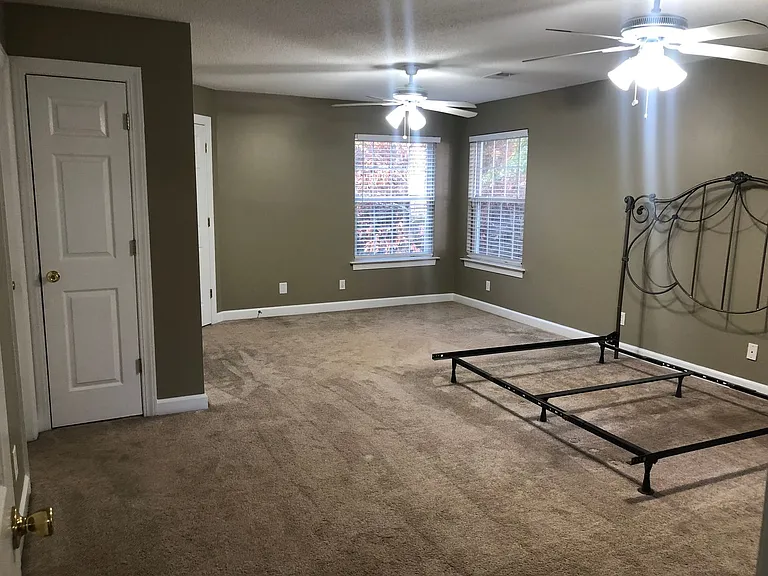 4323 Lotus Ct — Photo 42