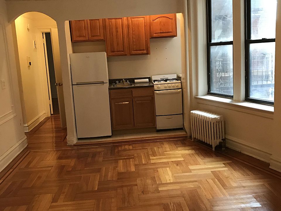 1st image of 3419 29th St APT 2L