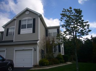 17 Cheyenne Street, Tinton Falls, NJ 07724
