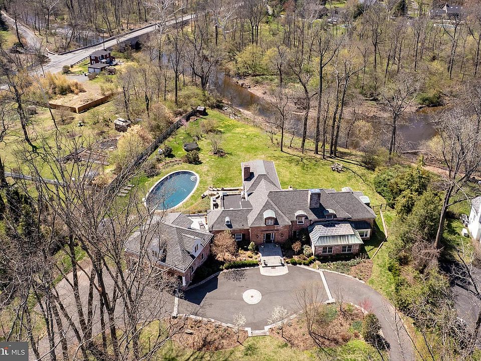 1st image of 120 Winant Rd
