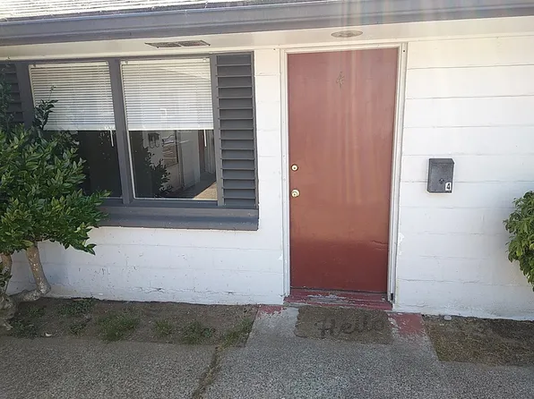 775 Anderson Ave APT 4, Coos Bay, OR 97420