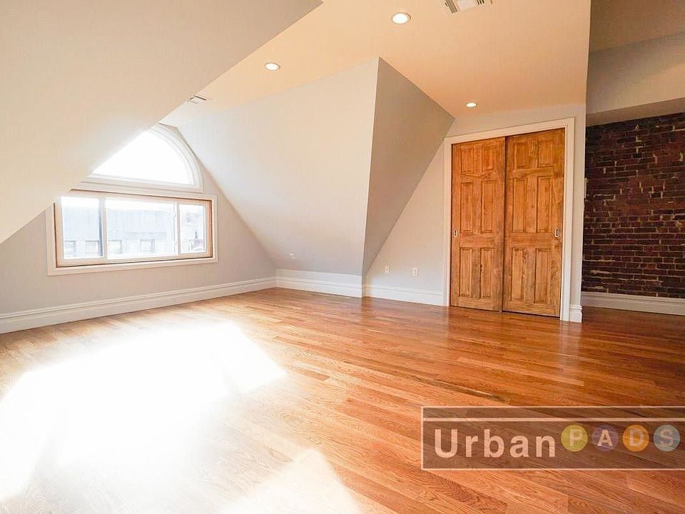 1st image of 1249 Pacific St APT 5