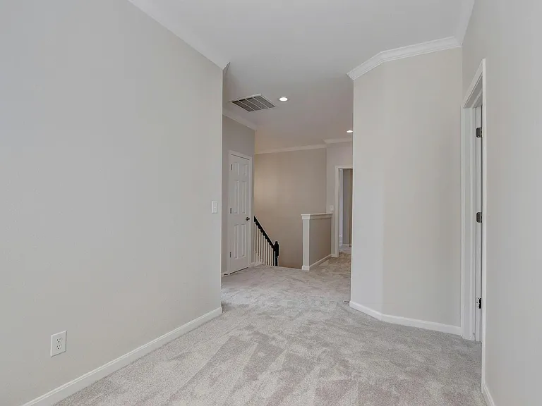 1242 Pawtucket Dr — Photo 10