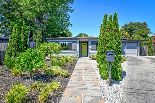 22 Patrick Ct Photo 1