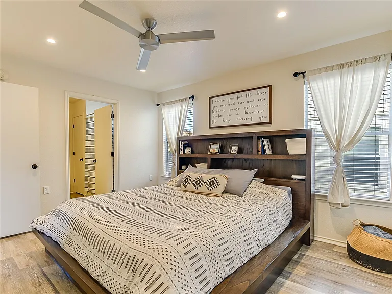 5516 Rayburn Ln — Photo 8