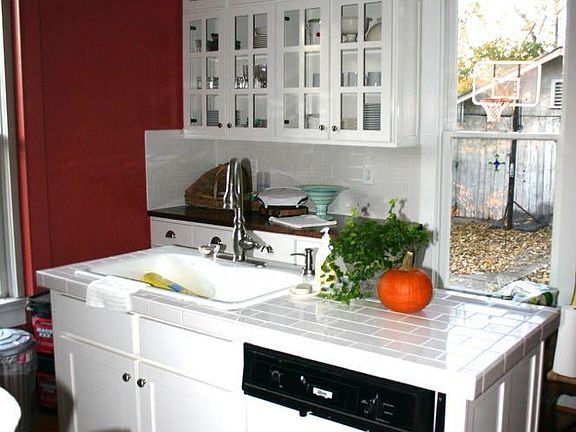 3rd image of 4508 Park Ave #4508A
