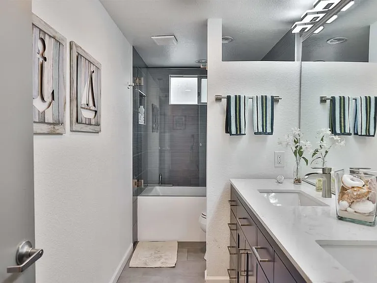 850 C Ave #4 — Photo 18