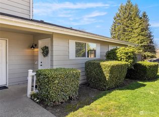 12425 SE 272nd Pl APT D, Kent, WA 98030