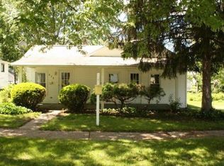828 Caton Ave, Adrian, MI 49221