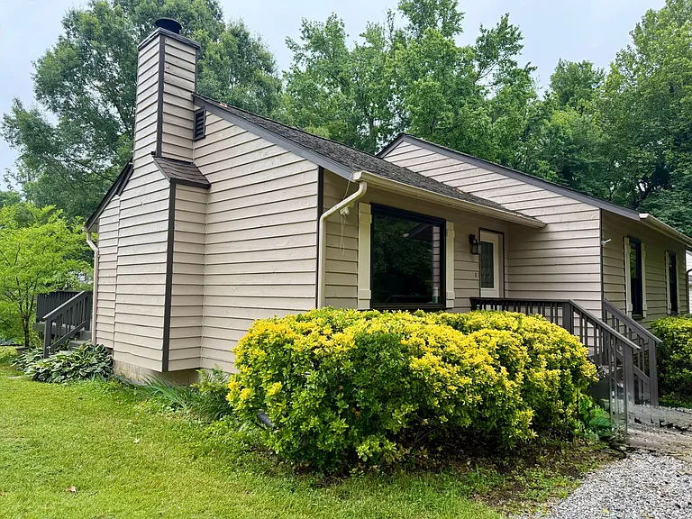 2705 Lawland Dr — Photo 11