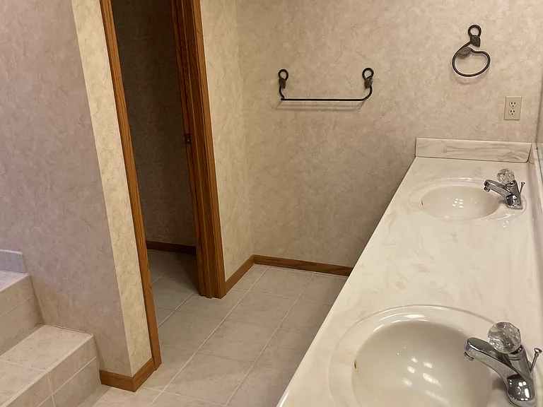 612 E Saint Andrews Cir — Photo 24