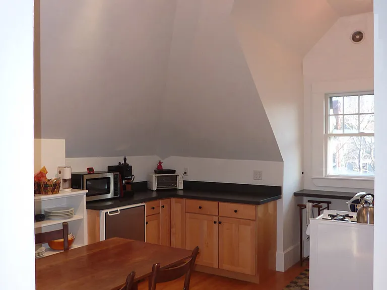 31 Manchester Rd #1 — Photo 5