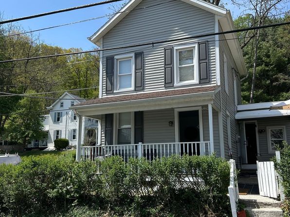 708 Friedensburg Rd, Reading, PA 19606