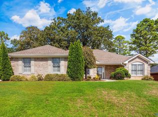 2503 Lawson Lake Ct SE, Huntsville, AL 35803