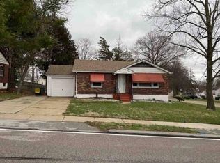 1922 N Hanley Rd, Saint Louis, MO 63114