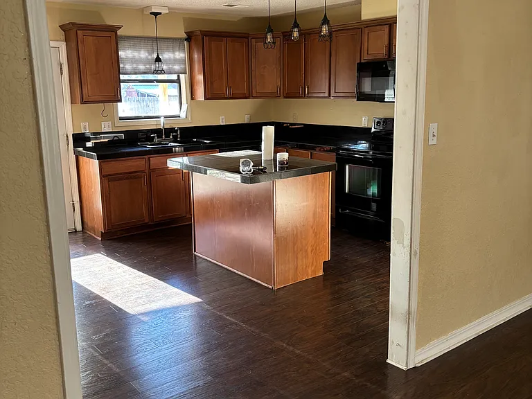 319 S Mount Pleasant Rd — Photo 19