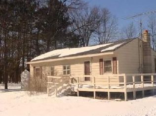 7962 Olmstead St, Gaylord, MI 49735