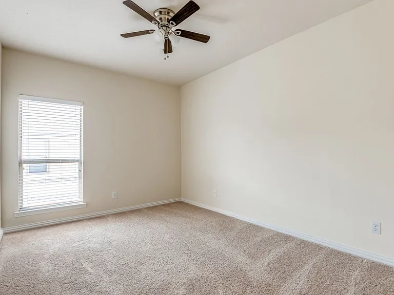 8929 Soldiers Home Ln — Photo 17