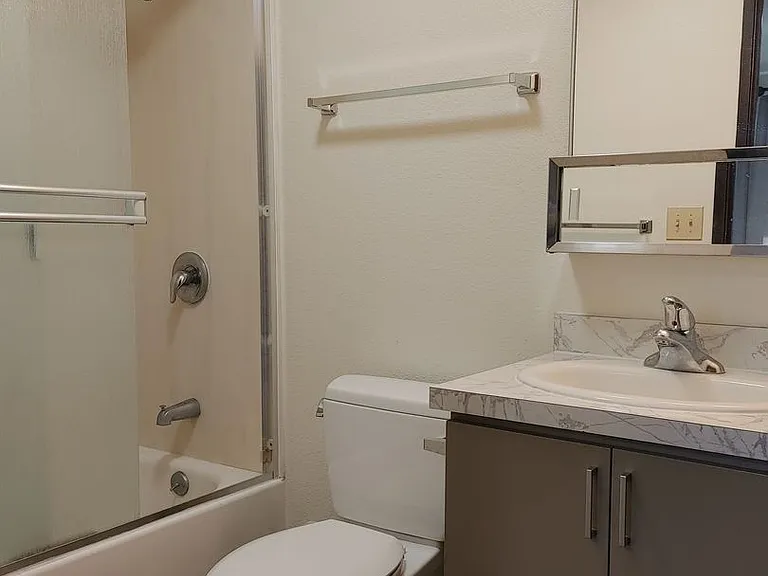 1655 2nd Ave #25-36 — Photo 9