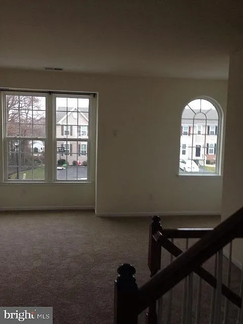 3 bed, 2.5 bath, 2200 sqft, $2,750 — Photo 4