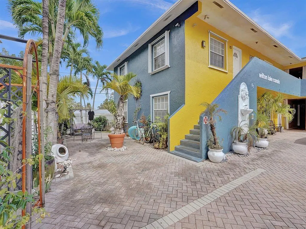 2 bed, 1.0 bath, 709 sqft, $1,850 — Photo 3