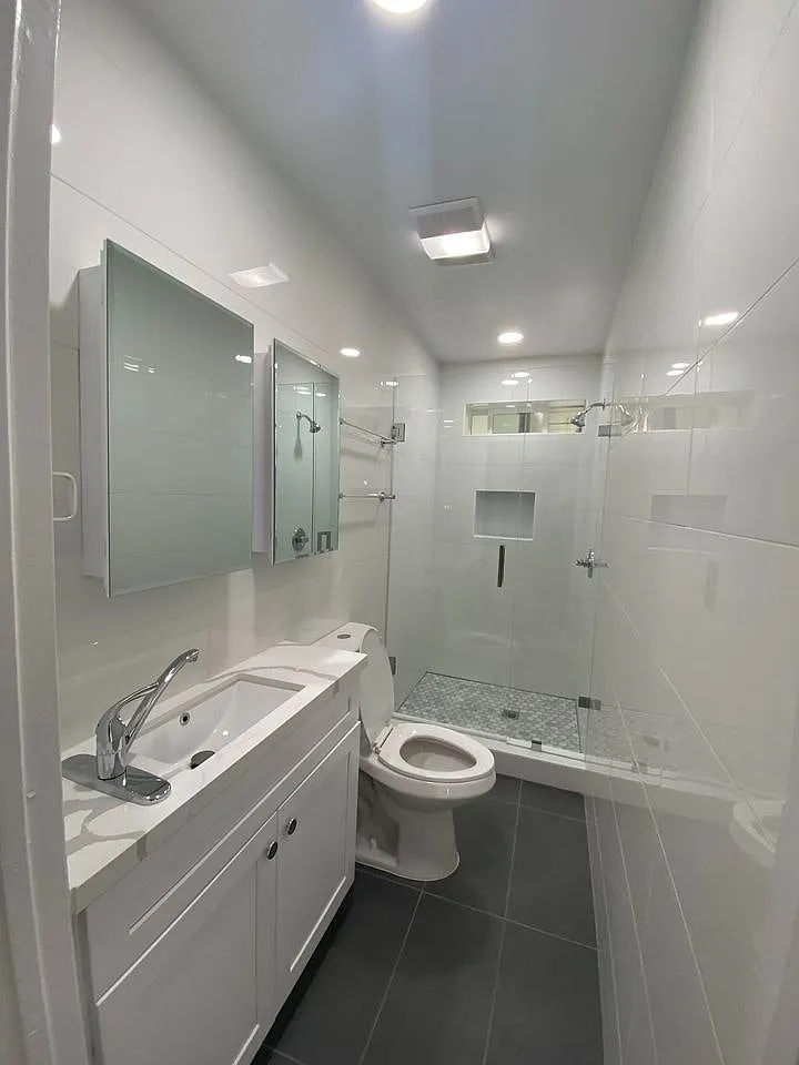 2114 Bonsallo Avenue, Unit Carriage House — Photo 4