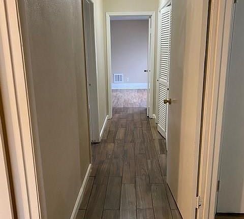 3rd image of 6626 Briargate Dr