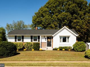 704 Endicott Ave, Cinnaminson, NJ 08077