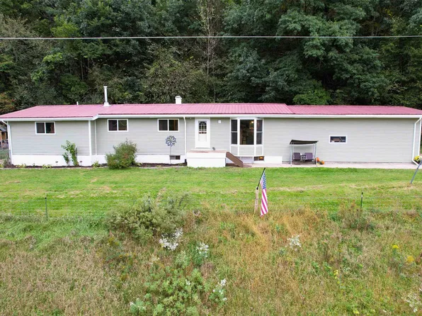 31187 County Road F Rd, Blue River, WI 53518