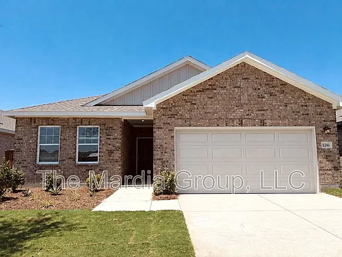 1246 Lambert Dr Photo 1