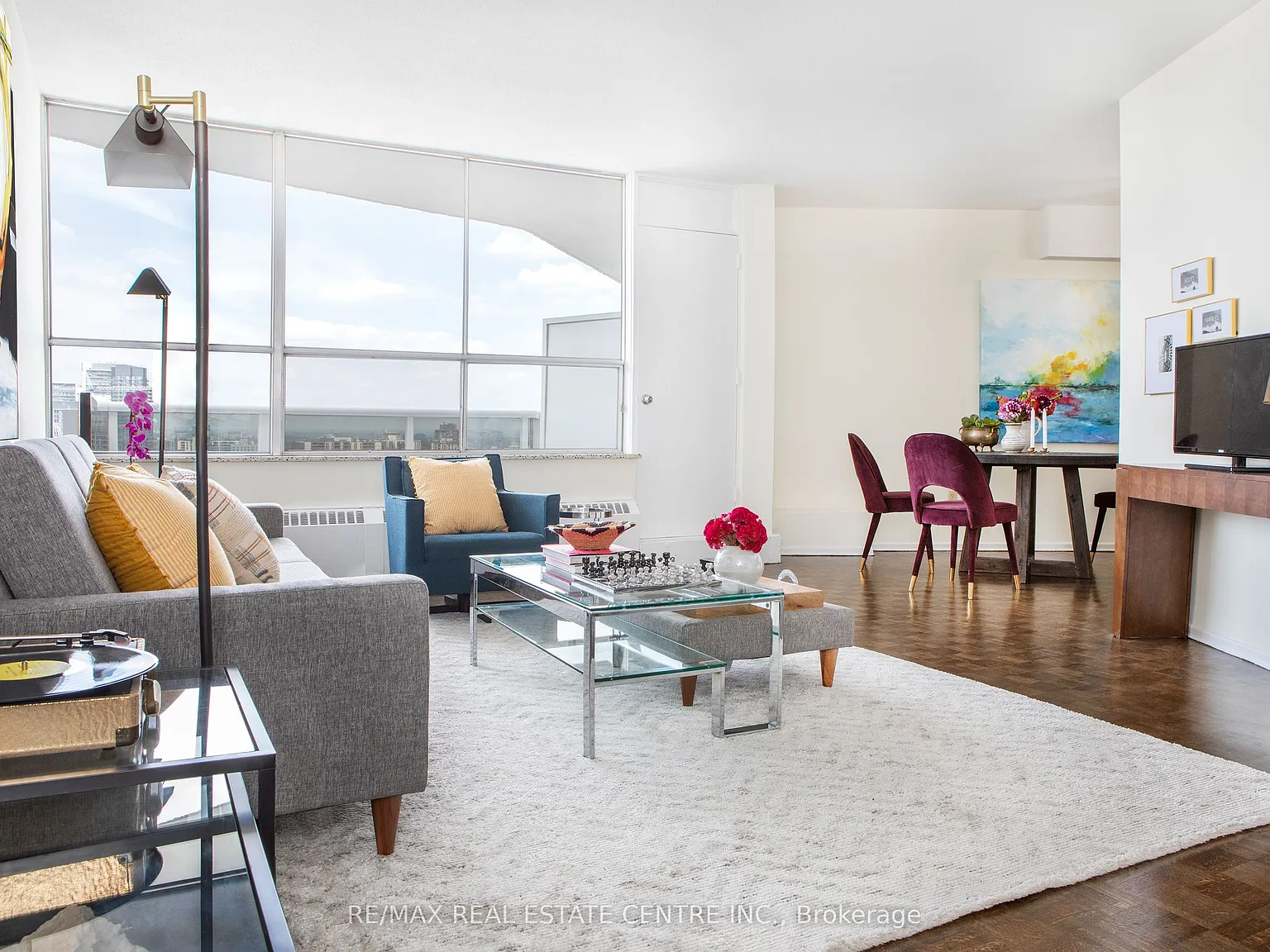 2 bed, $2,230 — Photo 3