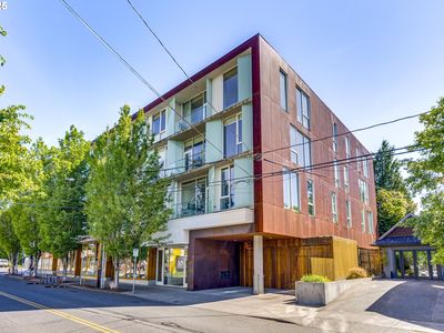 2530 SE 26th Ave APT 401, Portland, OR, 97202
