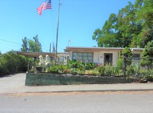 1030 Pine St W, The Dalles, OR 97058