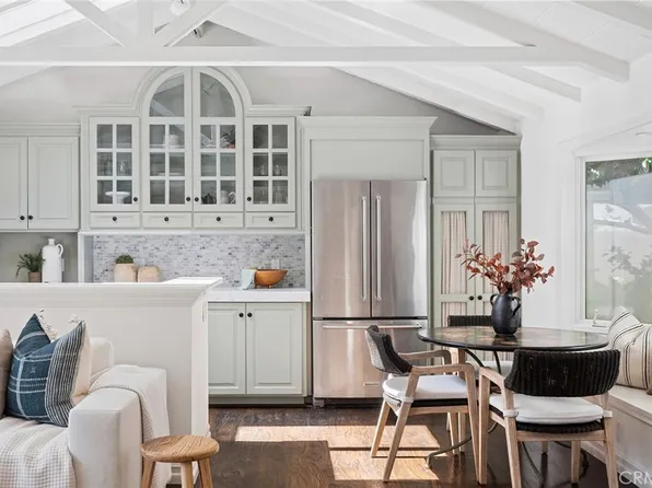2571 Waverly Dr, Newport Beach, CA 92663