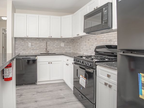 300 Broadwayapt #C12