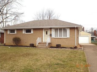 533 High St, Elyria, OH 44035