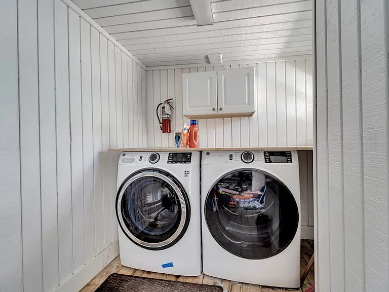 Laundry Room Cabinet