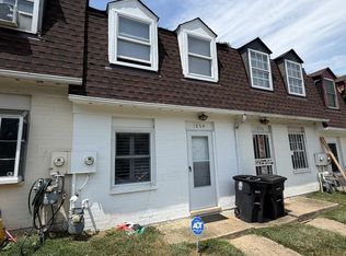 1854 Dutch Village Dr #270, Hyattsville, MD 20785