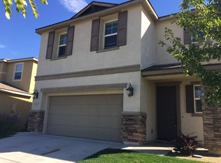 1084 Crown View Dr, Reno, NV 89523