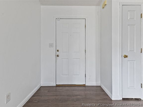 3rd image of 136 Chapel Hill Dr