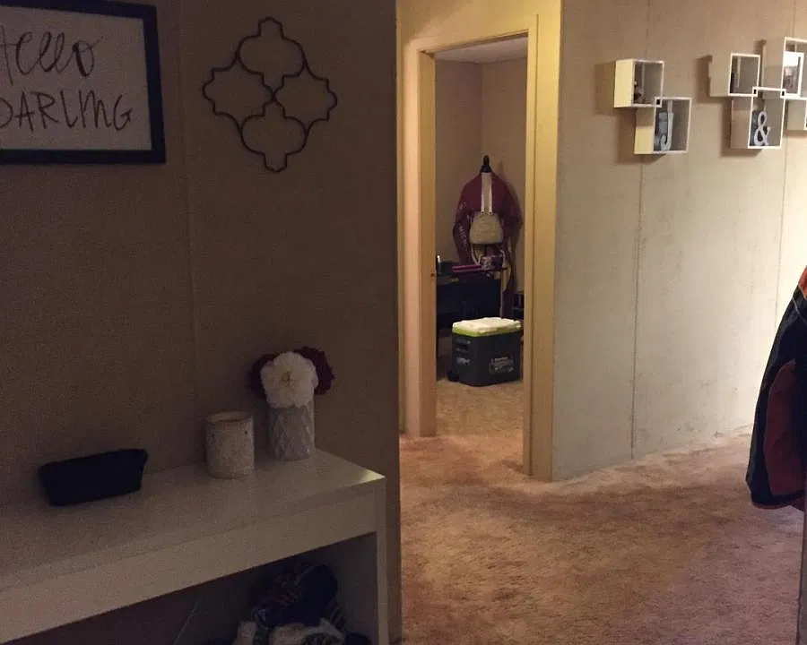 Entry way