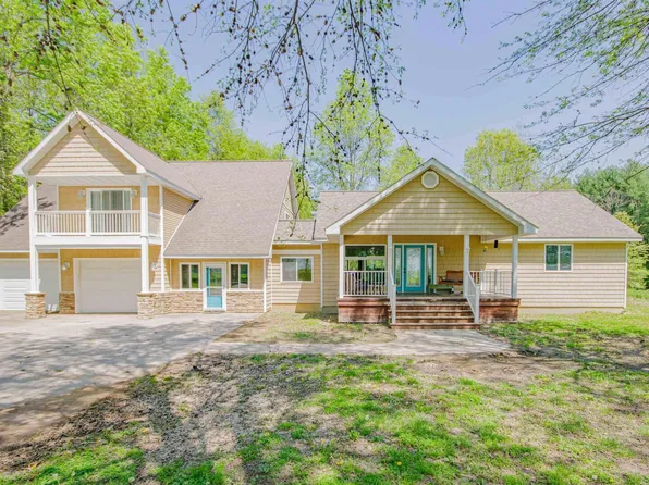 402A Edgewood Rd, Salem, IL 62881