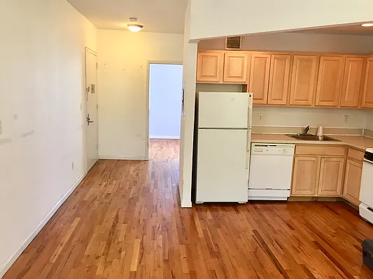 Rented by Oxford Property Group | media 27