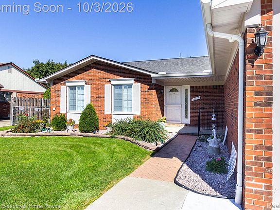 4th image of 3025 Elphin Dr