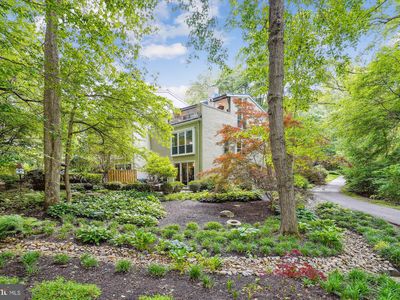 11464 Orchard Ln, Reston, VA, 20190