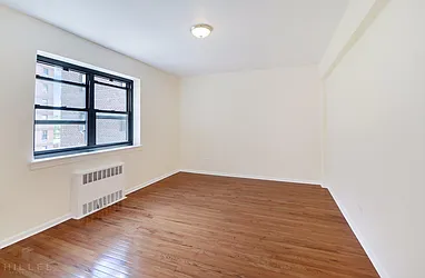 Rented by Hillel Realty Group