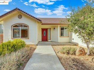 21662 Paseo De Los Portales Rd, Sonora, CA 95370