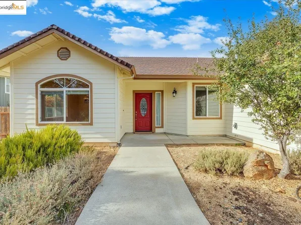 21662 Paseo De Los Portales Rd, Sonora, CA 95370